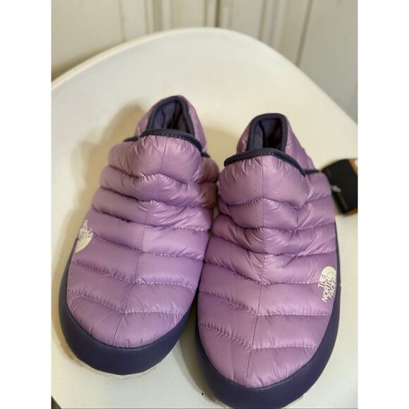 The North Face Women's Thermoball Traction Booties Purple Lupine Size 6 NWT - Picture 1 of 12